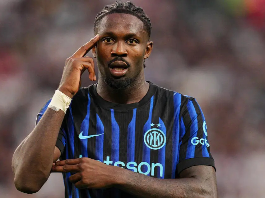 德甲赛后再迎强敌；AC米兰遗憾出局；主帅态度——态度坚定；训练强度明显提升(维埃拉加盟AC米兰)